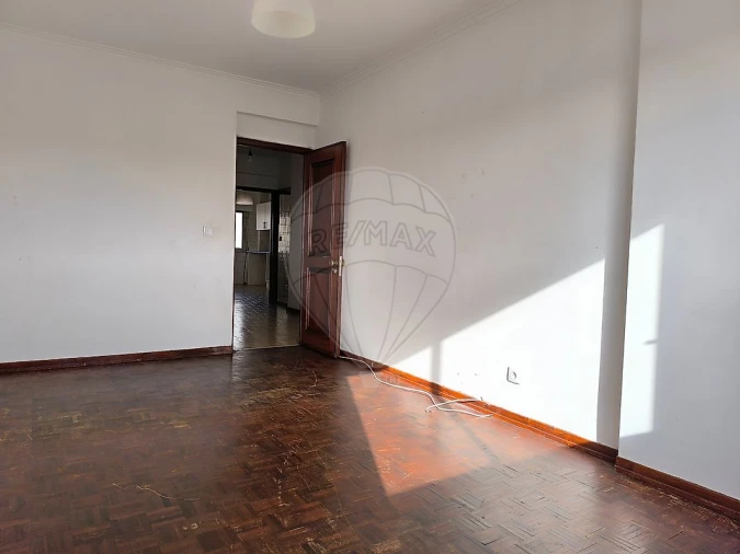 Apartamento T2 para Venda em Queluz e Belas Foto 12