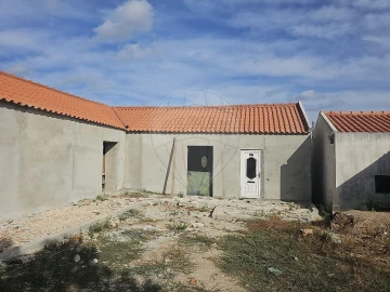 Moradia T3 para Venda em Povoa da Isenta