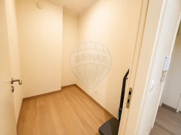 Apartamento T2 para Venda em Mafamude e Vilar do Paraíso