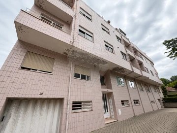 Apartamento T2 para Venda em Mafamude e Vilar do Paraíso