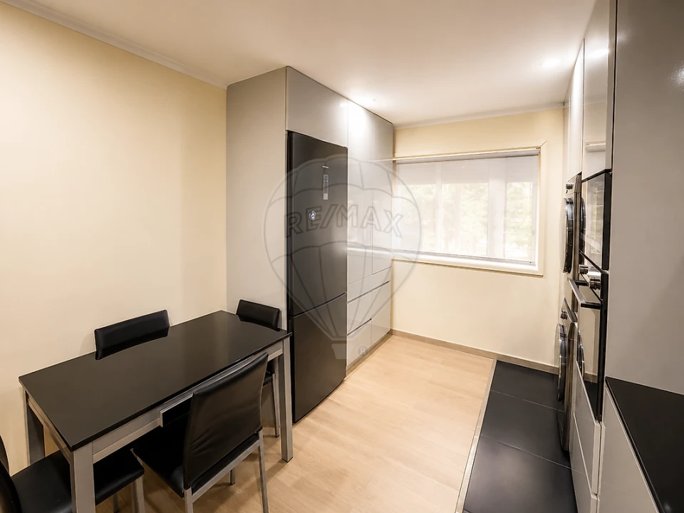 Apartamento T2 para Venda em Mafamude e Vilar do Paraíso Foto 10