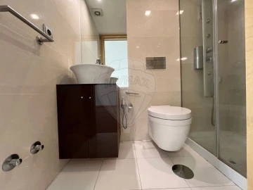 Apartamento T1 para Arrendamento em Glória e Vera Cruz