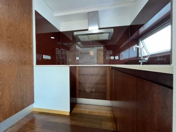 Apartamento T1 para Arrendamento em Glória e Vera Cruz