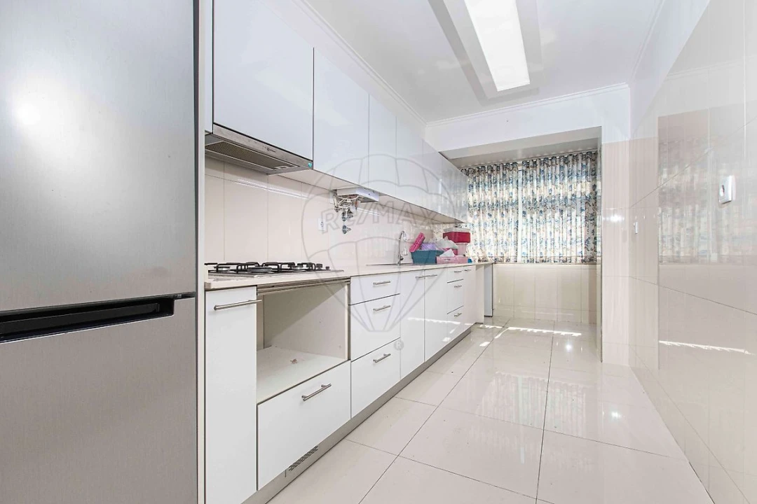 Apartamento T2 para Venda em São Domingos de Benfica Foto 29