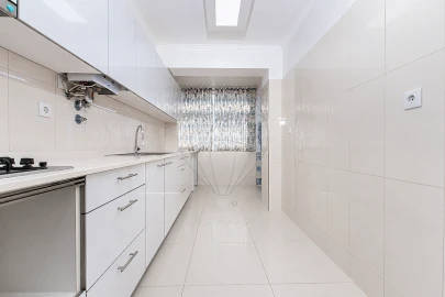 Apartamento T2 para Venda em São Domingos de Benfica