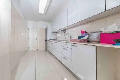 Apartamento T2 para Venda em São Domingos de Benfica