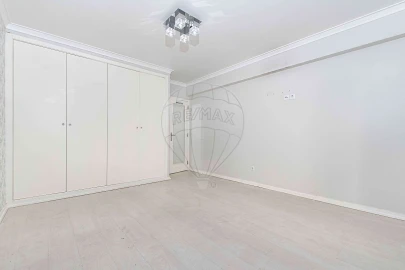 Apartamento T2 para Venda em São Domingos de Benfica