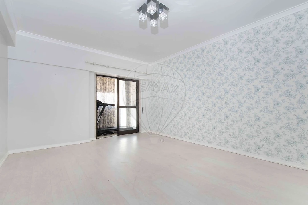 Apartamento T2 para Venda em São Domingos de Benfica Foto 22