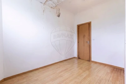 Apartamento T3 para Venda em Rio de Mouro