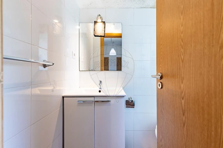 Apartamento T3 para Venda em Rio de Mouro Foto 11