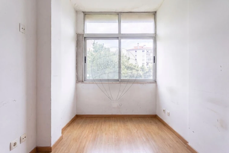 Apartamento T3 para Venda em Rio de Mouro Foto 12