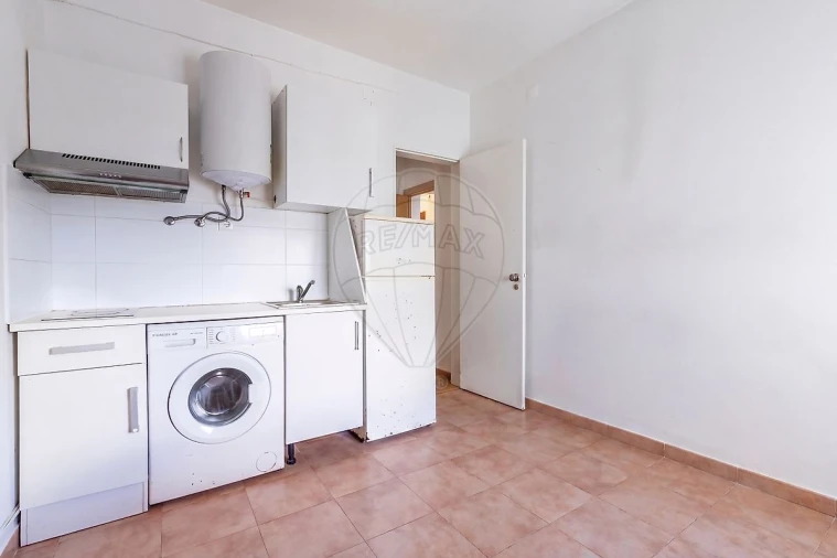 Apartamento T3 para Venda em Rio de Mouro Foto 20