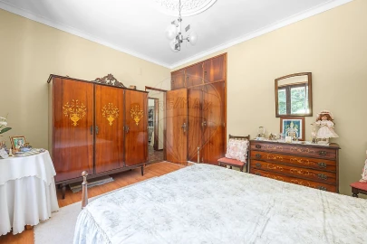 Moradia T2 para Venda em Santo Quintino