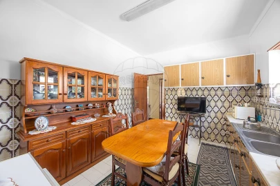 Moradia T2 para Venda em Santo Quintino