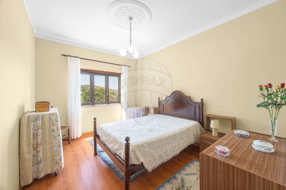 Moradia T2 para Venda em Santo Quintino