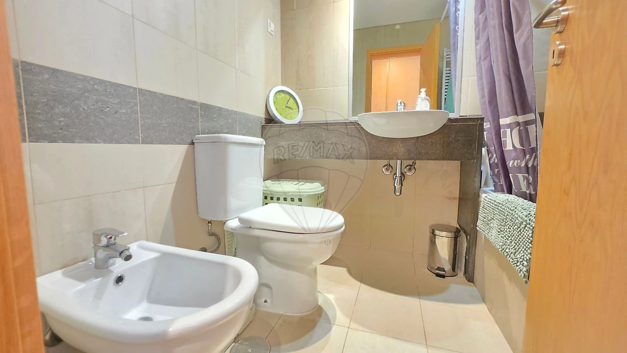 Apartamento T2 para Arrendamento em Carnaxide e Queijas Foto 30