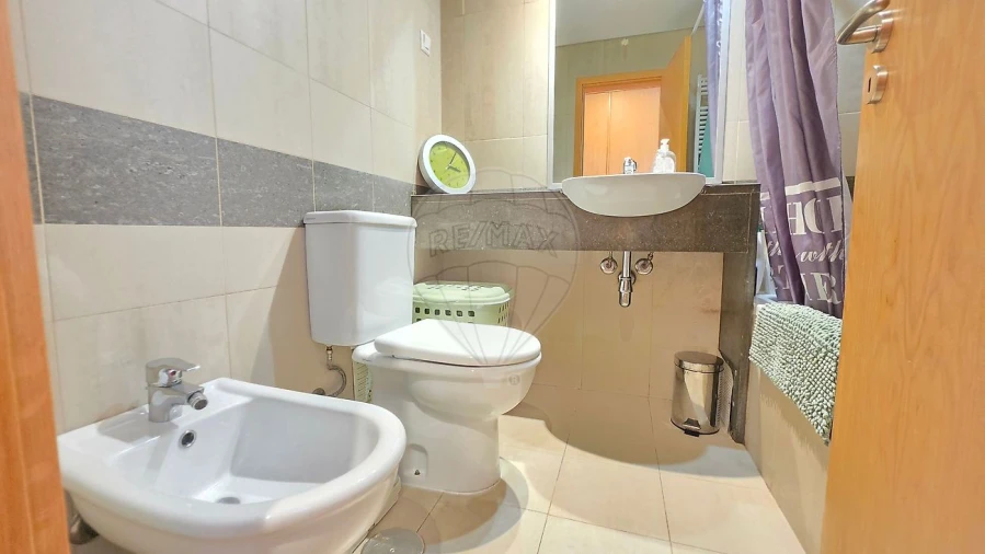 Apartamento T2 para Arrendamento em Carnaxide e Queijas Foto 30