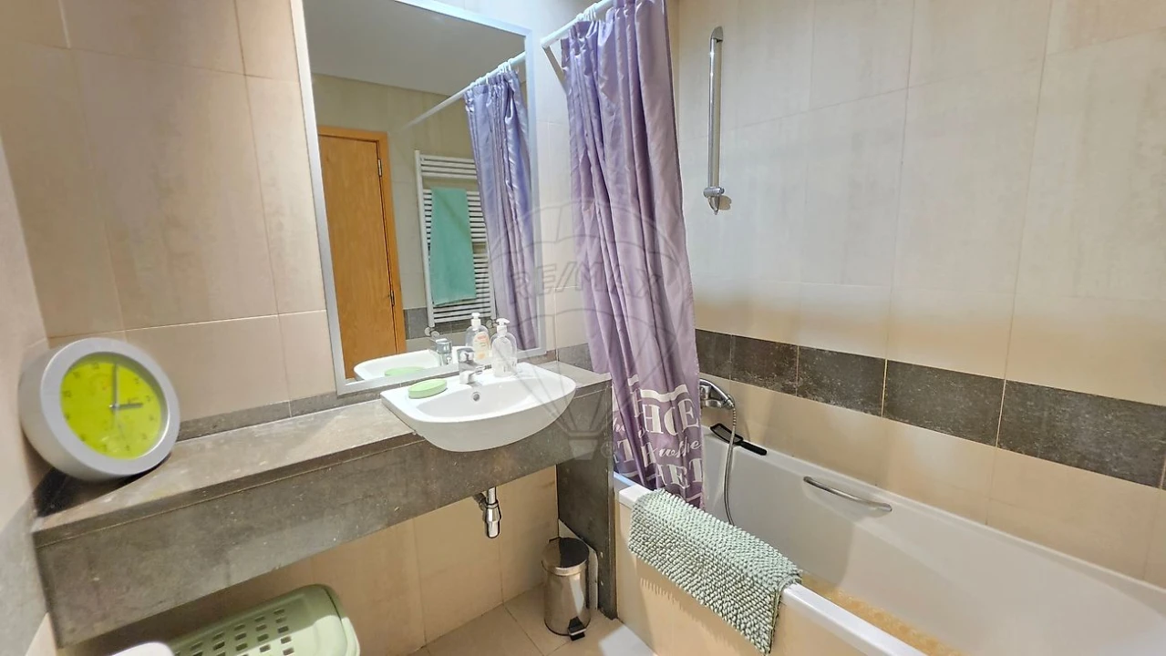 Apartamento T2 para Arrendamento em Carnaxide e Queijas Foto 29