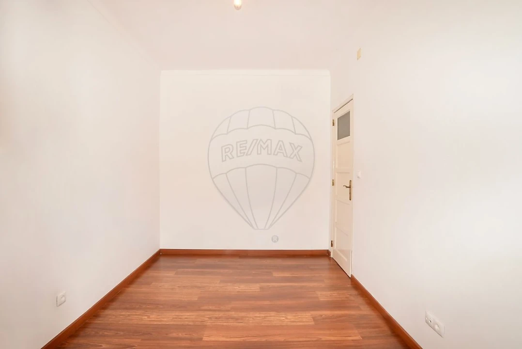 Apartamento T1 para Venda em Alverca do Ribatejo e Sobralinho Foto 3