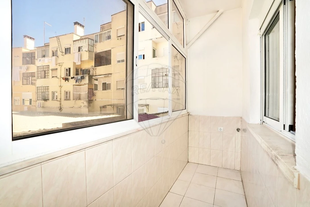 Apartamento T1 para Venda em Alverca do Ribatejo e Sobralinho Foto 8