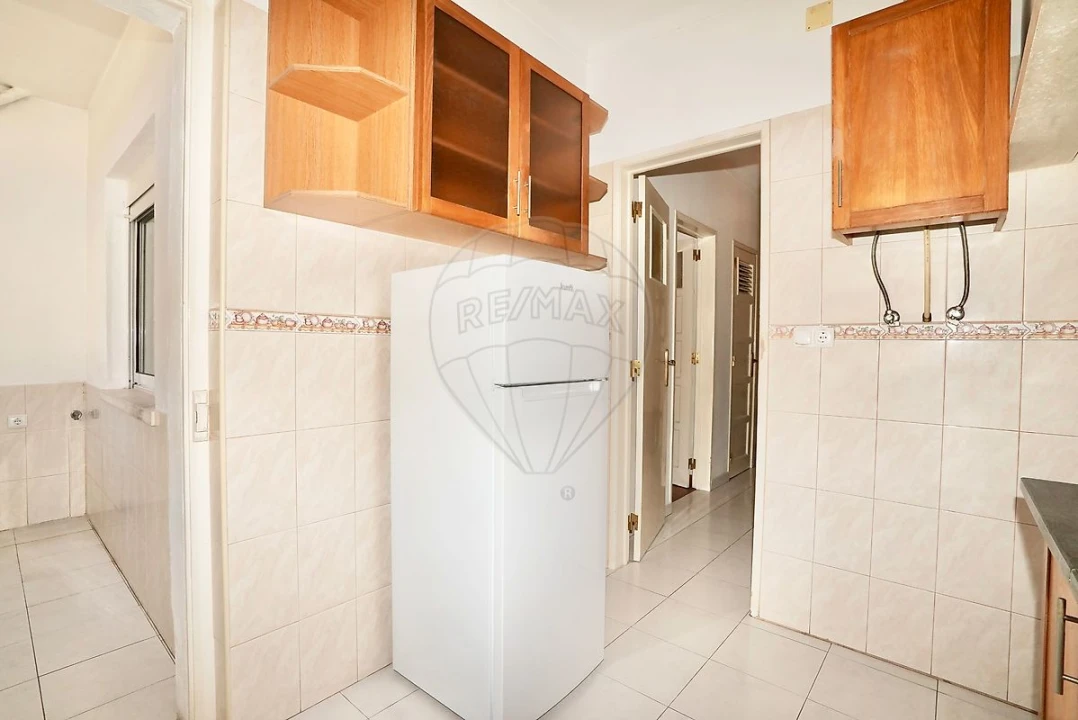 Apartamento T1 para Venda em Alverca do Ribatejo e Sobralinho Foto 6