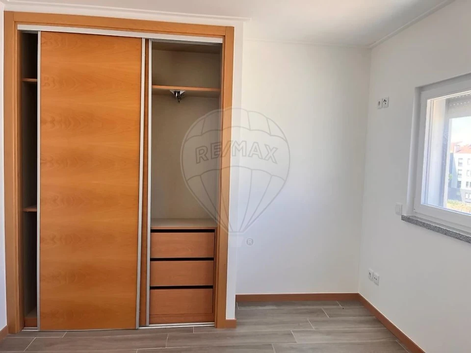 Apartamento T3 para Arrendamento em Lourinhã e Atalaia Foto 5