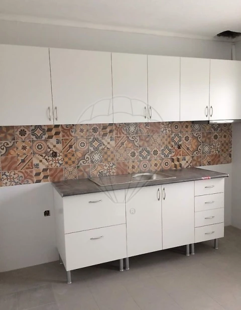 Moradia T2 para Venda em Vila de Cucujães