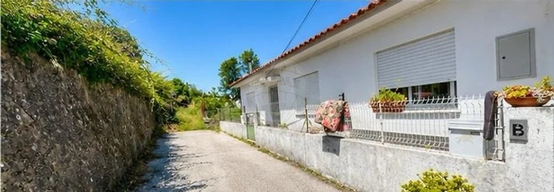 Moradia T2 para Venda em Vila de Cucujães