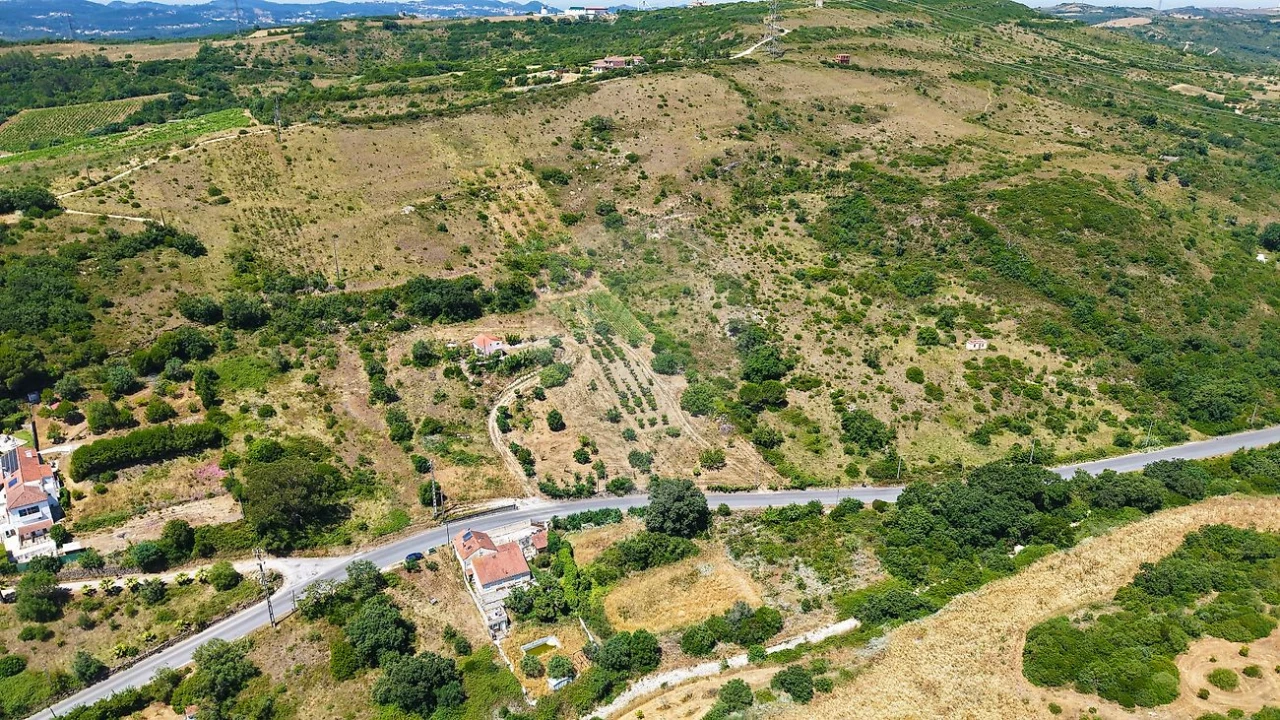 Terreno para Venda em Santiago dos Velhos Foto 2