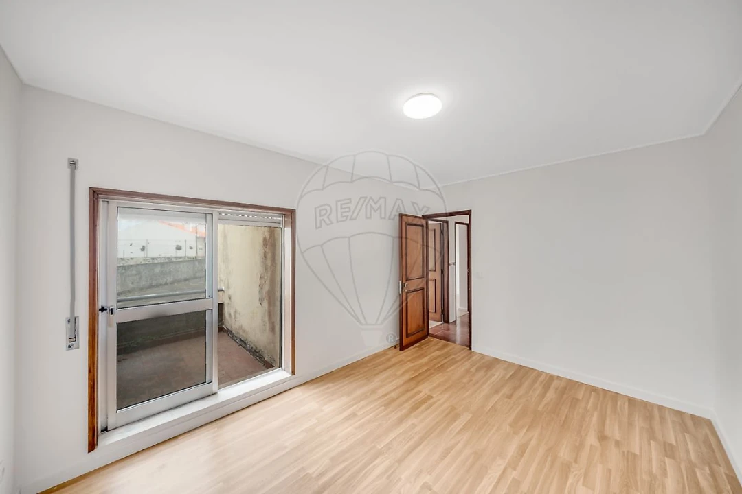 Apartamento T3 para Venda em Gafanha da Nazaré Foto 16