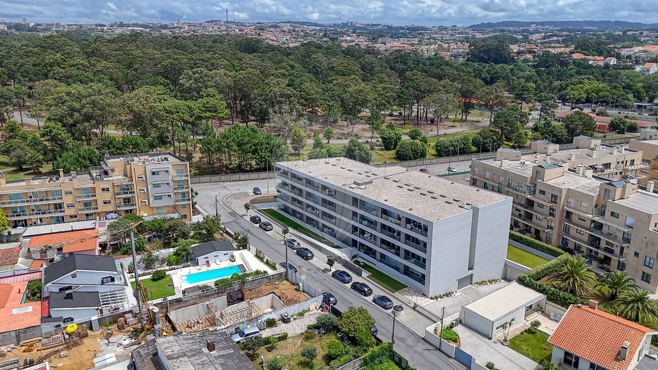 Apartamento T1 para Arrendamento em Madalena Foto 2