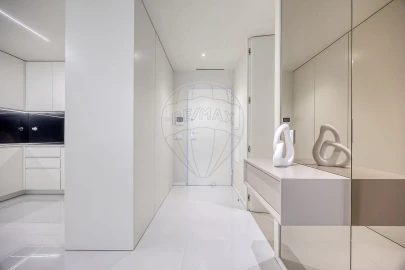 Apartamento T1 para Arrendamento em Madalena