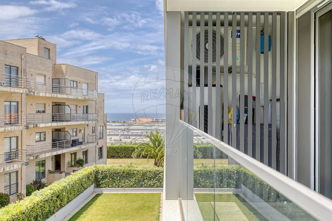 Apartamento T1 para Arrendamento em Madalena Foto 21