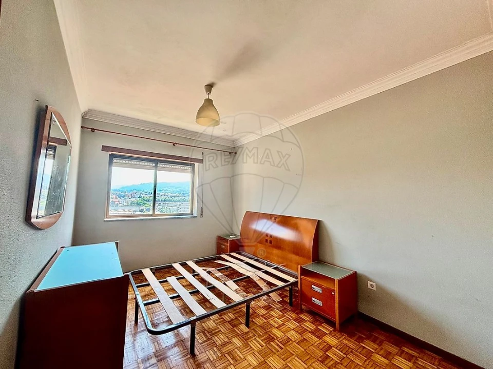Apartamento T2 para Venda em Braga (Maximinos, Sé e Cividade) Foto 19