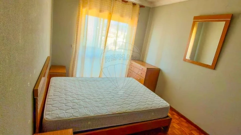 Apartamento T2 para Venda em Braga (Maximinos, Sé e Cividade)