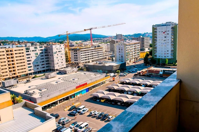 Apartamento T2 para Venda em Braga (Maximinos, Sé e Cividade) Foto 10