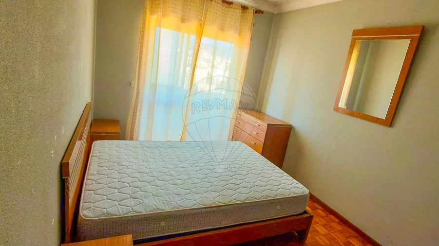 Apartamento T2 para Venda em Braga (Maximinos, Sé e Cividade) Foto 15