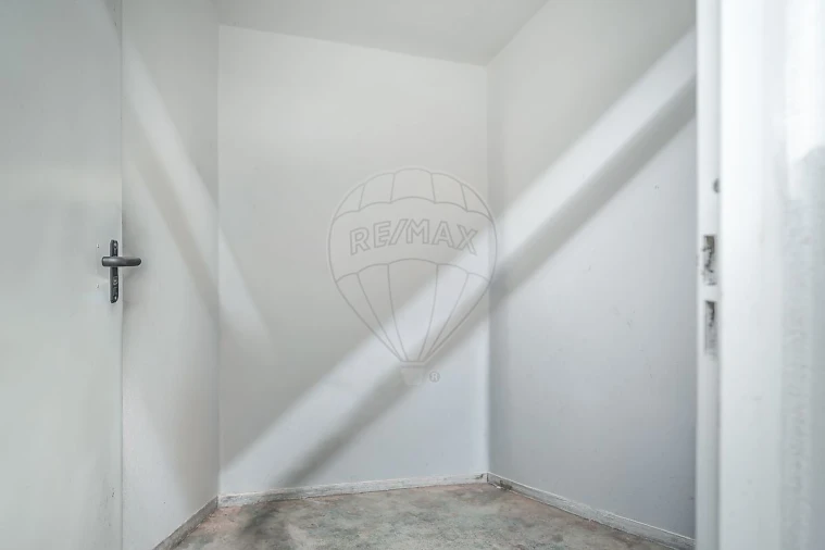 Apartamento T3 para Venda em Madalena Foto 33
