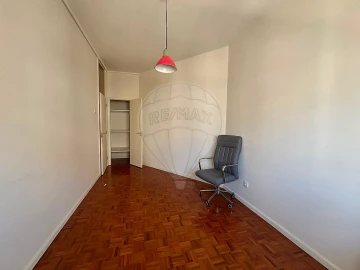 Apartamento T3 para Arrendamento em Ramalde