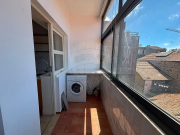 Apartamento T3 para Arrendamento em Ramalde
