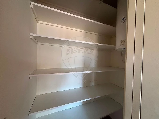 Apartamento T3 para Arrendamento em Ramalde Foto 8