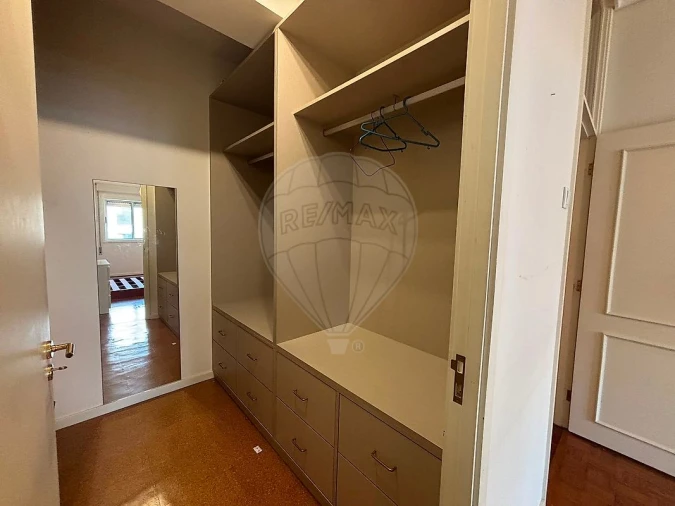 Apartamento T3 para Arrendamento em Ramalde Foto 19