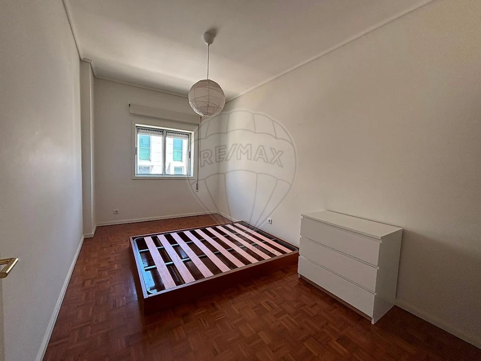 Apartamento T3 para Arrendamento em Ramalde Foto 17