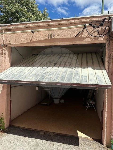 Garagem para Venda em Lumiar