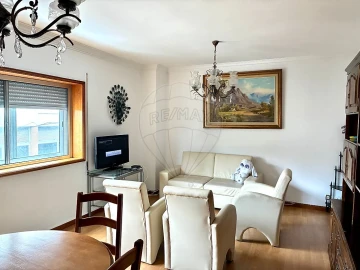 Apartamento T3 para Arrendamento em Espinho