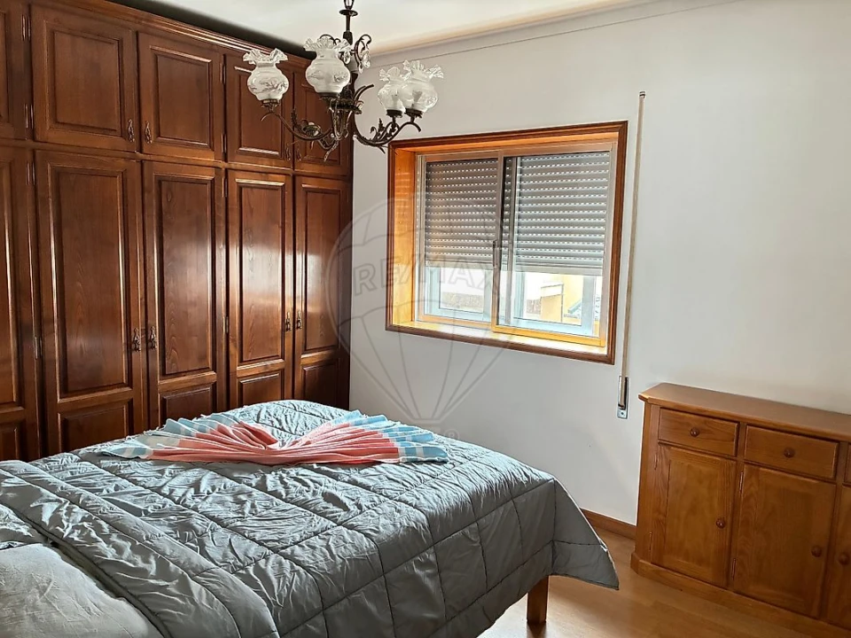 Apartamento T3 para Arrendamento em Espinho Foto 10