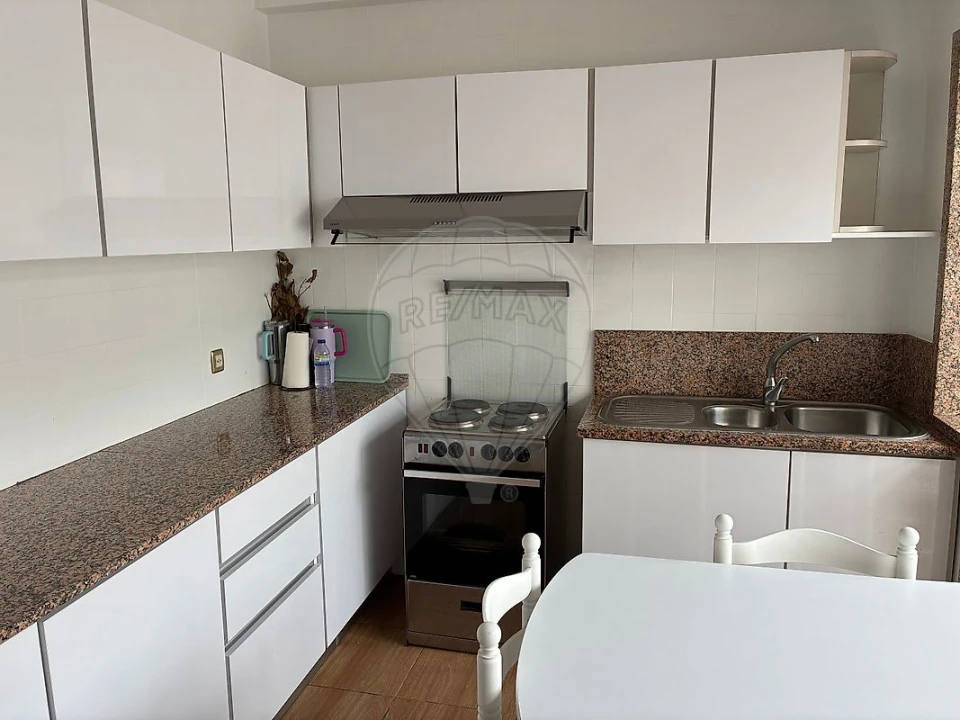 Apartamento T3 para Arrendamento em Espinho Foto 1