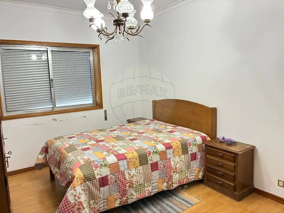 Apartamento T3 para Arrendamento em Espinho Foto 11