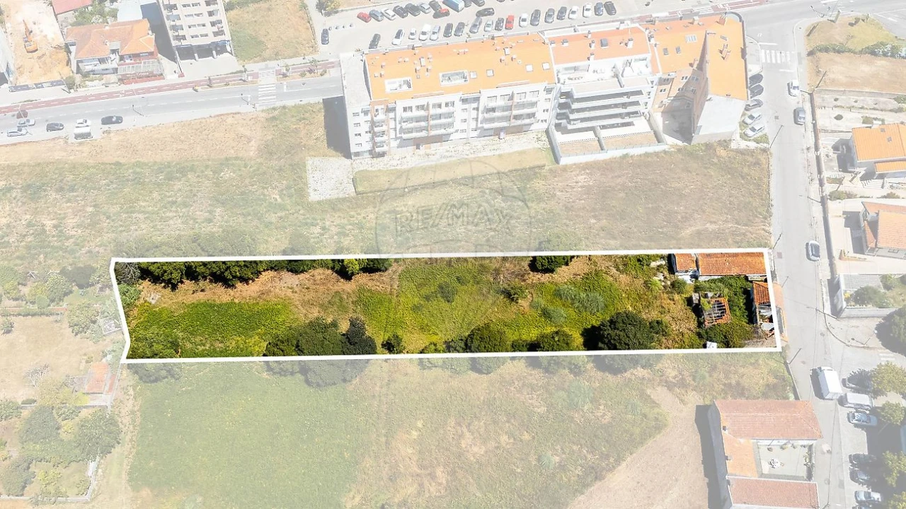 Terreno para Venda em Anta e Guetim Foto 3