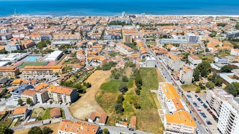 Terreno para Venda em Anta e Guetim